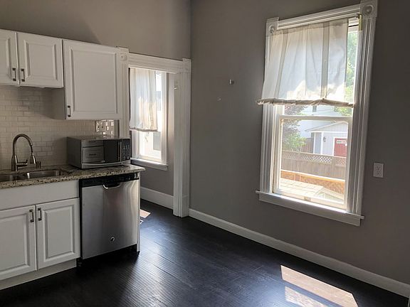 4th image of 815 24th St #0