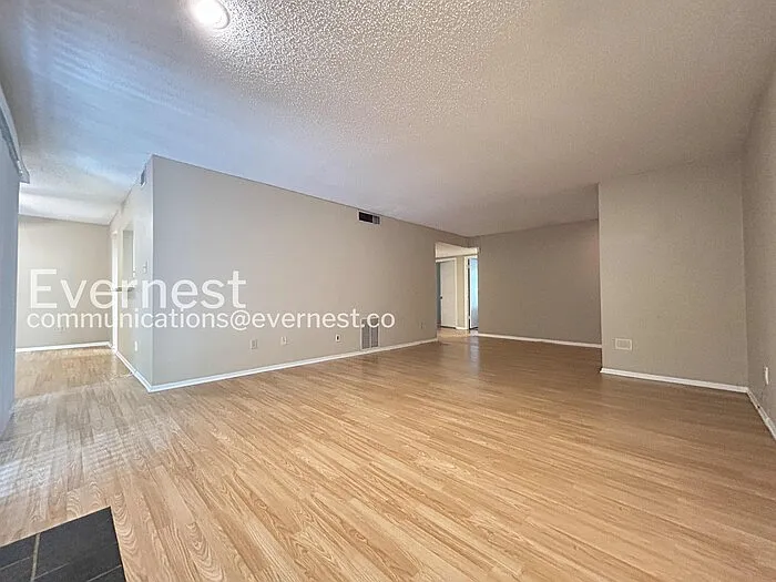 47 Little Silver Ct SE — Photo 10
