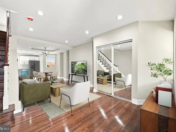 1909 Penfield St, Philadelphia, PA 19138