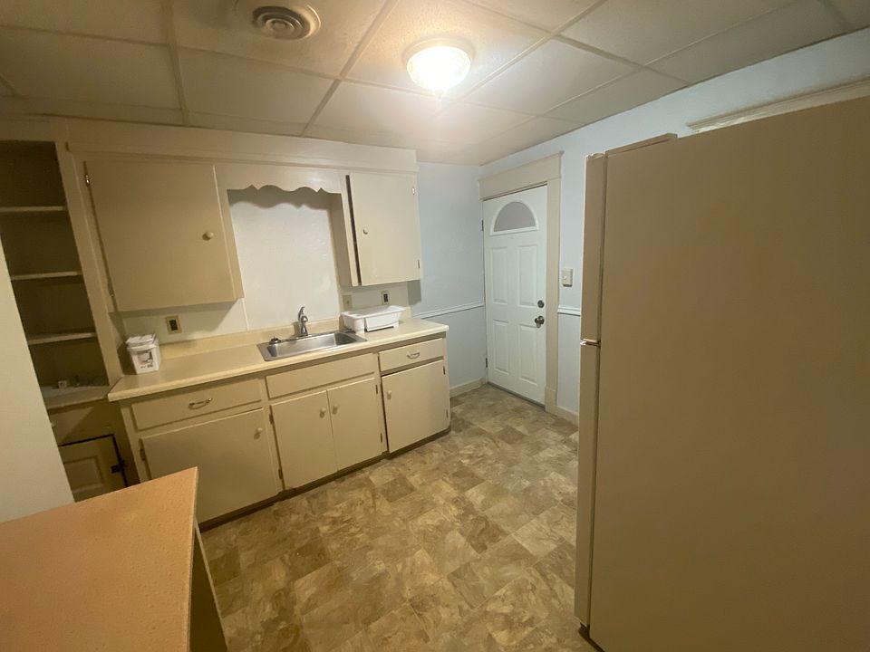 1st image of 110 Mylan St