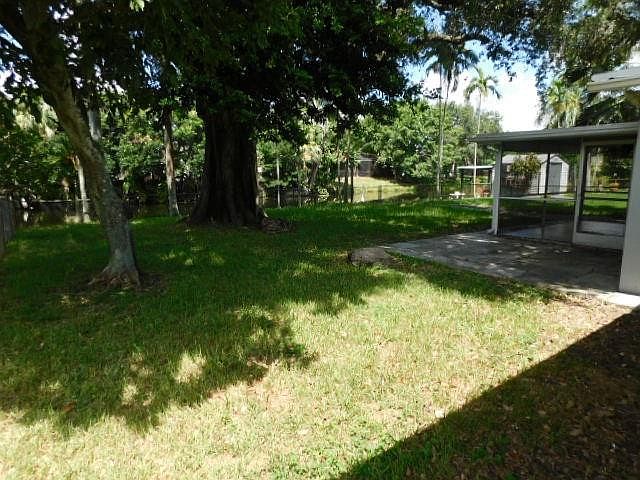 1st image of 5007 SW 93rd Avenue