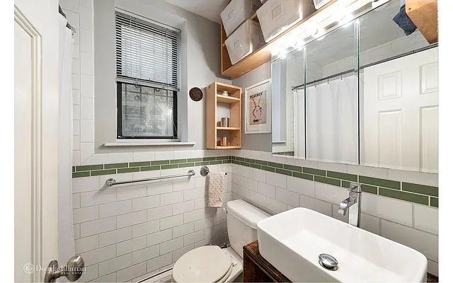 Sold by Douglas Elliman | media 7