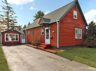 24 Sherman St, Rochester, NH 03839