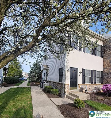 1783 Chateau Pl #A Photo 1