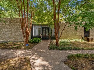 3921 Overton Park Dr E, Fort Worth, TX 76109
