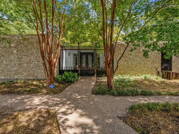 3921 Overton Park Dr E, Fort Worth, TX 76109