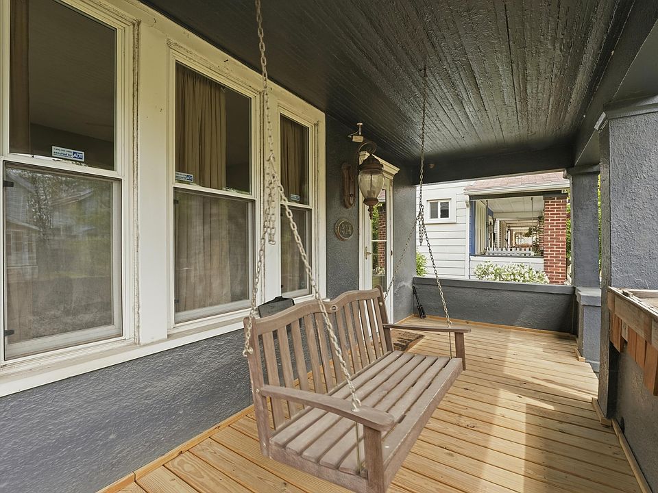 1st image of 318 E Hinman Ave