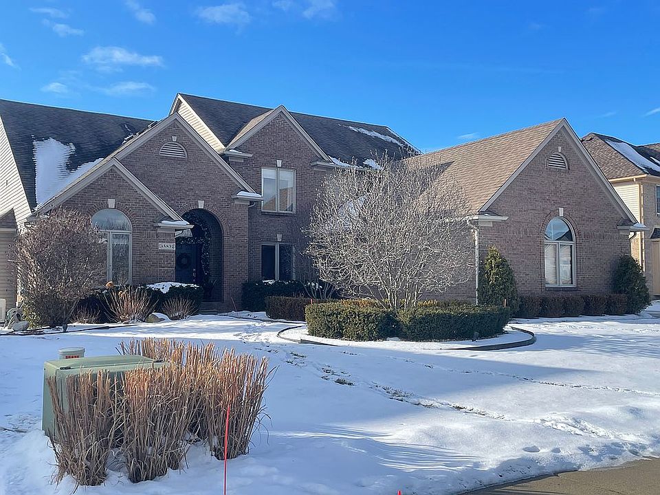 1st image of 35832 Windridge Dr