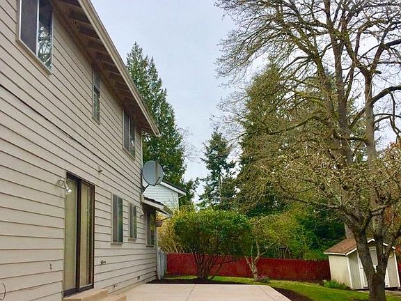 2nd image of 508 123rd Ave NE