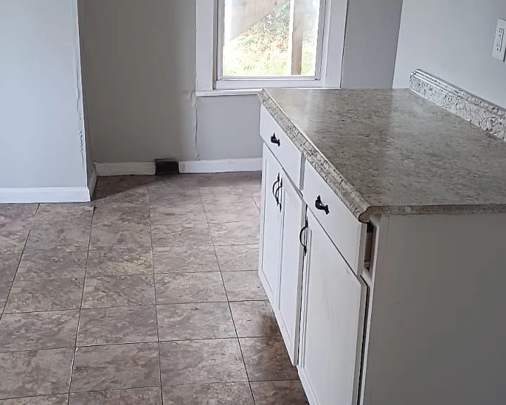 215 Virginia Ave #7 — Photo 8