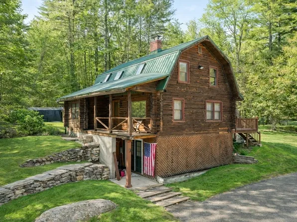 43 Greenville Rd, Townsend, MA 01474
