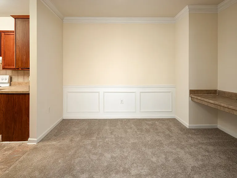 Wesley Kensington Apartments at Stonecrest — Photo 23