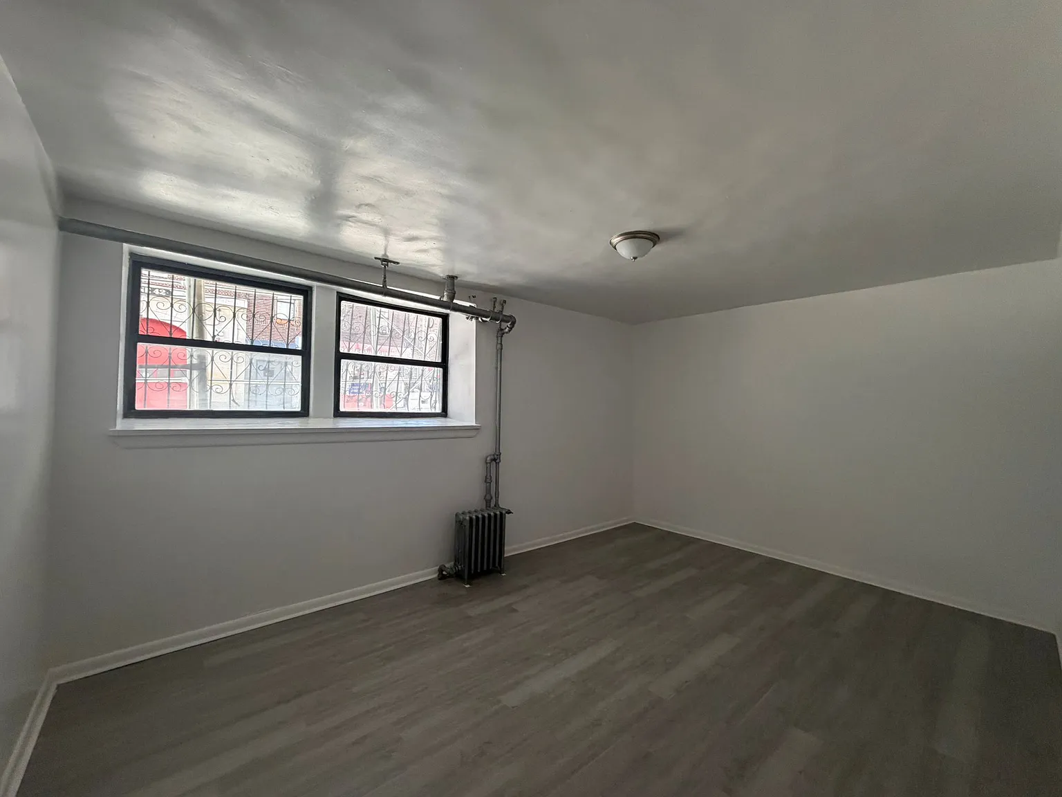 2 bed, 800 sqft, $3,058 — Photo 3