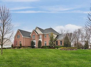 24 Hanging Rock Rd, Freehold, NJ 07728