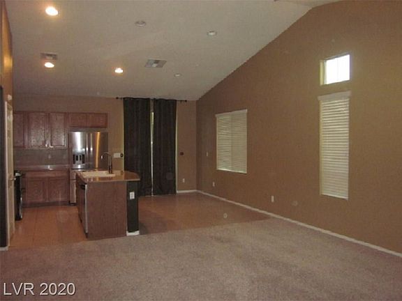 4th image of 3904 Glenora Falls St #0