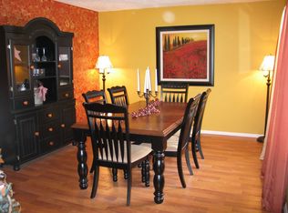 16252 Yates St, Omaha, NE 68116