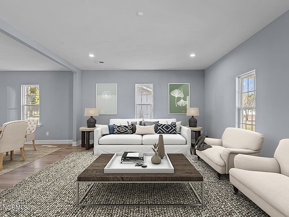 2nd image of 306 N 6th Street