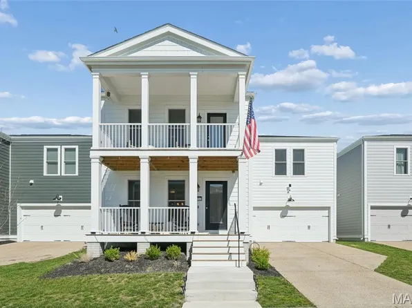 3204 Pirogue St, Saint Charles, MO 63301