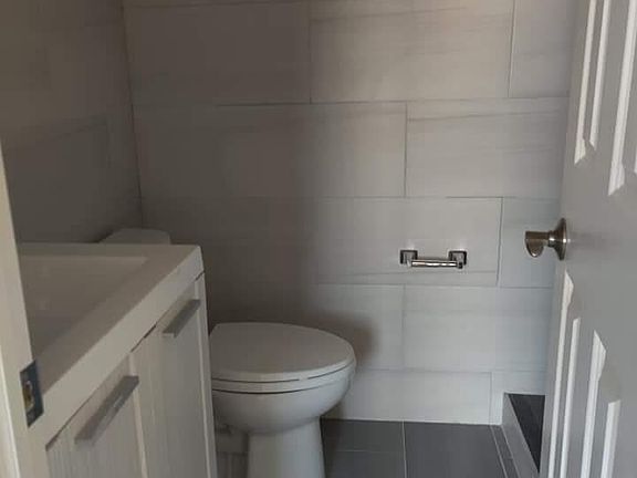 5th image of 2937 Avenue V #3