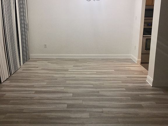 3rd image of 2059 Huntington Ave APT 111