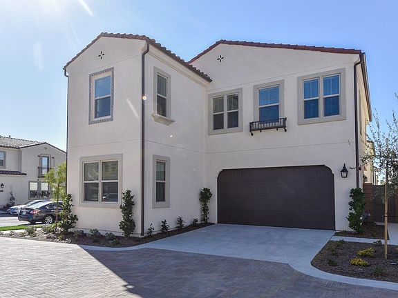 2 car garage with driveway