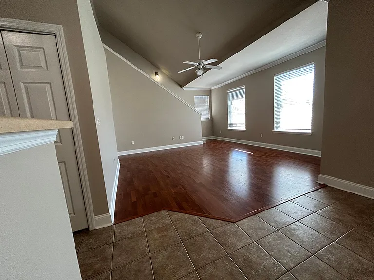 900 Dean Lee Dr #1301 — Photo 10