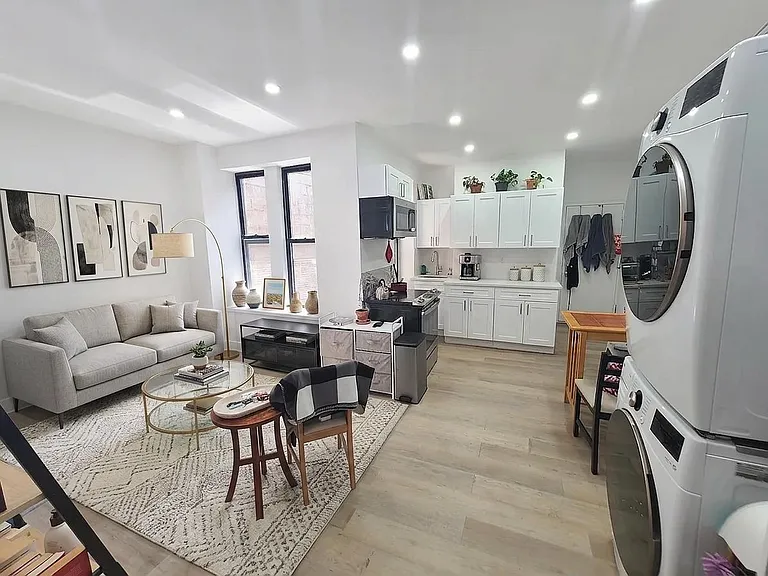362 Stockton St #6 — Photo 1