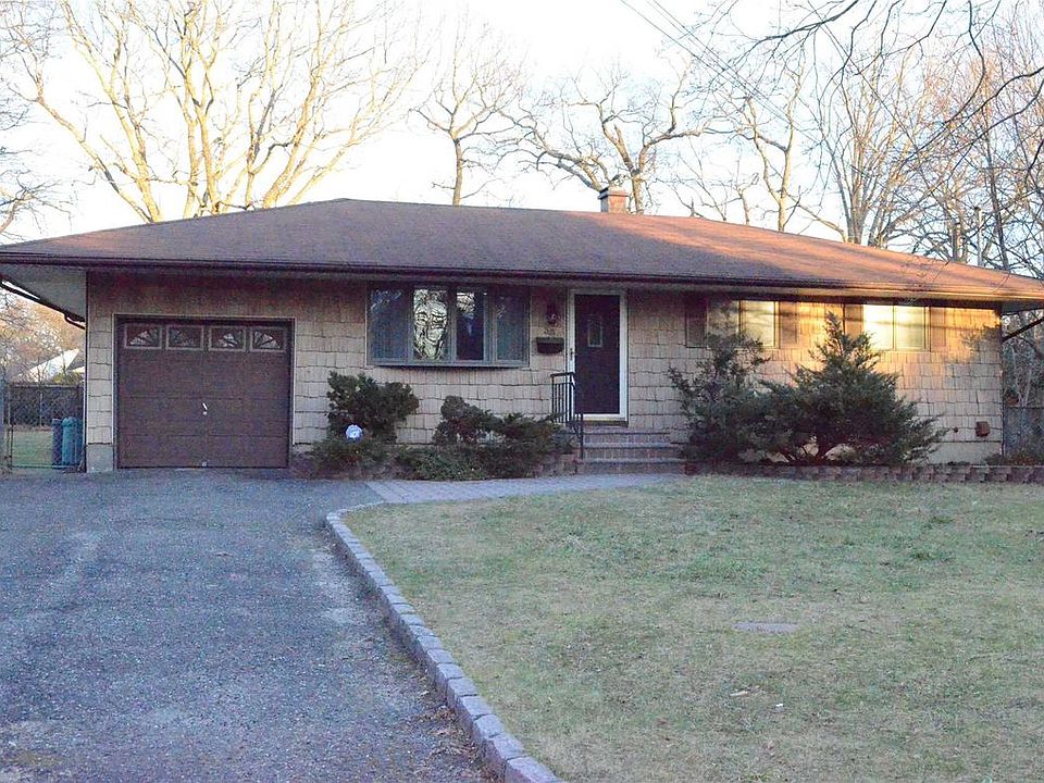 1st image of 33 William St