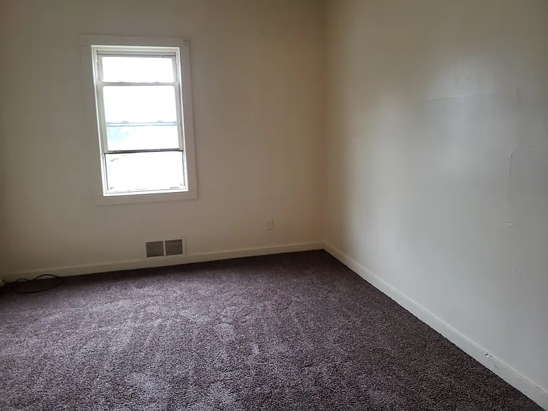 1617 Hamilton St — Photo 7