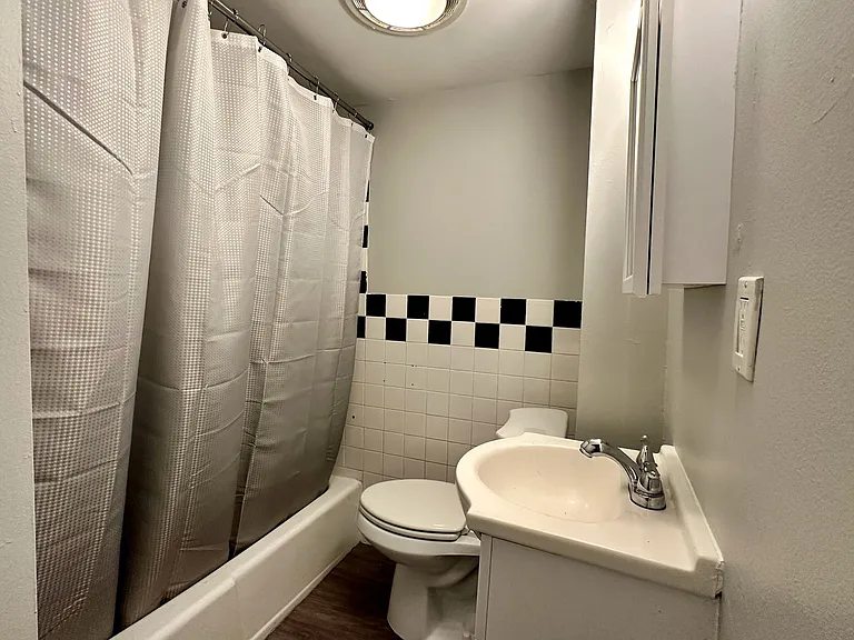 44-46 Smith St #46.5 — Photo 20