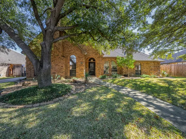 5105 Chad Dr, Arlington, TX 76017