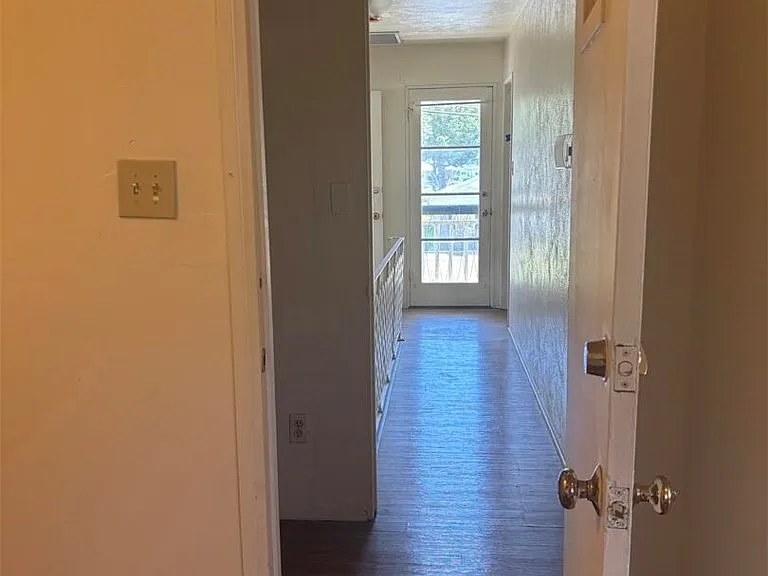 10007 Cole Rd — Photo 50