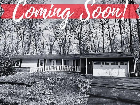 4627 Crossroad Schlhse Rd, Manchester, MD 21102