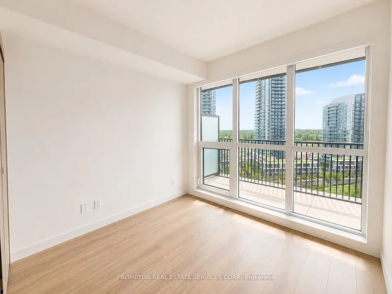 18 Esther Shiner Blvd #901 — Photo 3