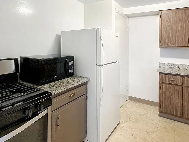 1026 Fleming St #1028 — Photo 17