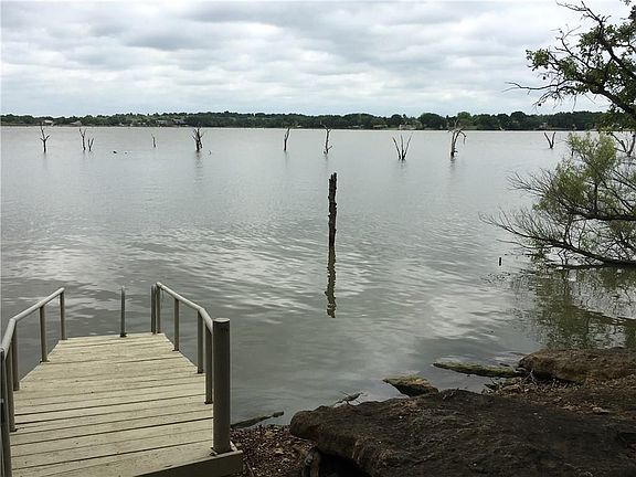5th image of 244 NW Lake Dr