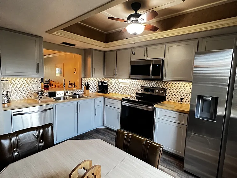 7104 Nantucket Cir #1 — Photo 5
