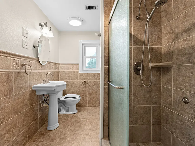 122 County Road 4936 — Photo 18