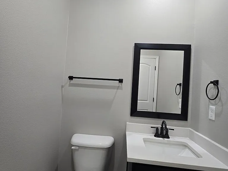 14841 Jack White Ave — Photo 17