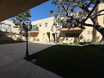 2nd image of 11255 Moorpark St APT 16