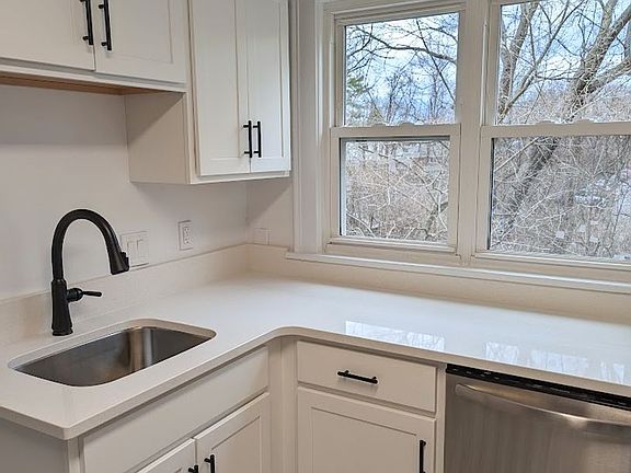 2nd image of 4009 Blaney Ave #C561b2305