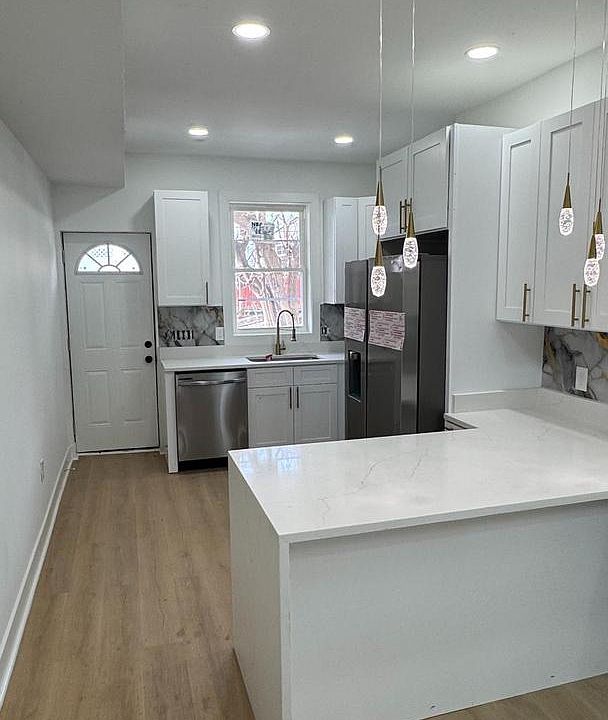 1st image of 3618 Keswick Rd