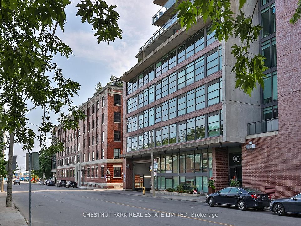 1st image of 90 Broadview Ave #901