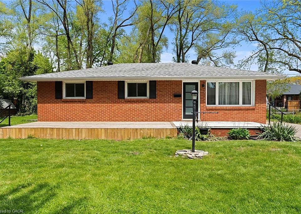 1st image of 85 Riverview Ave