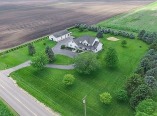 12167 Hinckley Rd, Hinckley, IL 60520