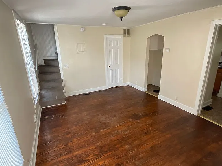 416 N Lincoln St — Photo 31