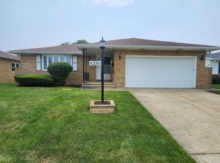 6330 Dunfield Dr, Cleveland, OH 44143