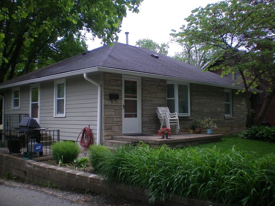 422 E University - Front