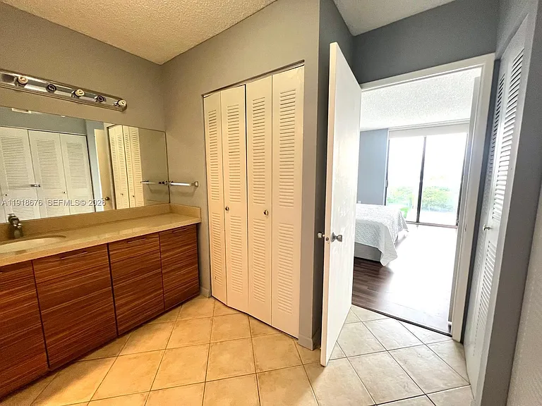 20515 E Country Club Dr #541 — Photo 11