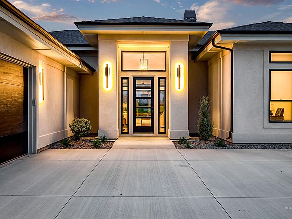 2nd image of 25425 Bur Oak Pl